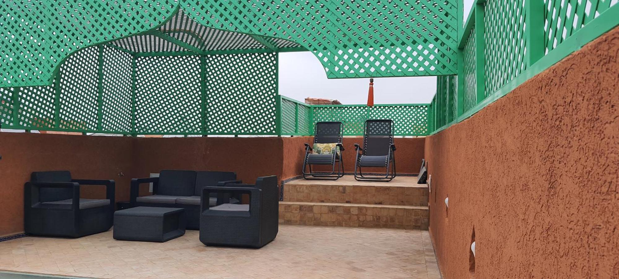 Quarya Assiyahia - Riad Camilia- Maison Entiere Avec Piscine Marrakesh Esterno foto